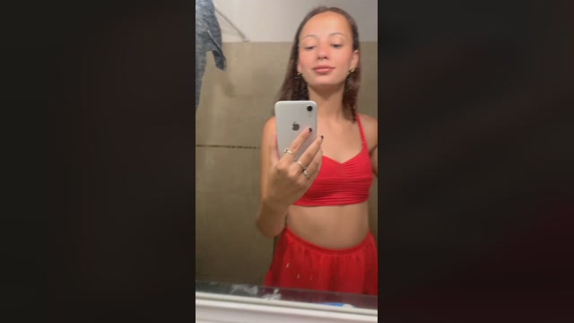 sexybitchgirl1  04-11-2022